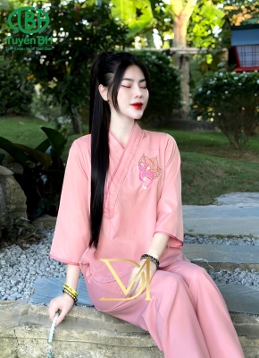 Set Đồ Lam Lụa Thêu Chữ Tâm 
