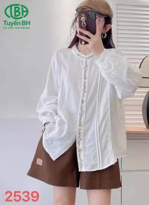 Áo linen Trắng cổ viền phối hoa