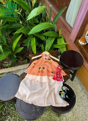 Bộ yếm Nguyệt phối chân váy Cam