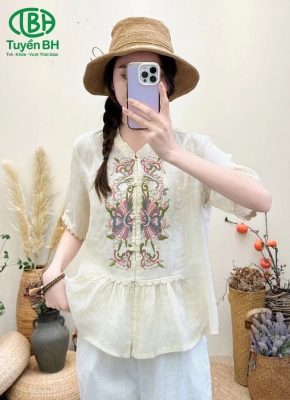 Áo linen Trắng kem thêu họa tiết tay ren