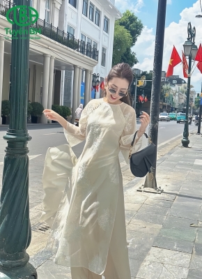 Áo dài thêu hoa cúc màu Trắng kem