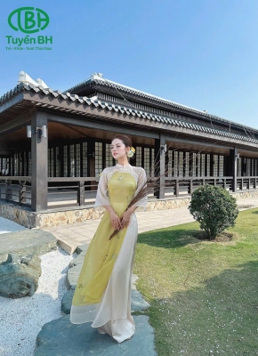 Áo dài voan lin Vàng