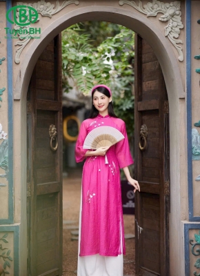 Áo dài Linh Nhi Hồng sen 