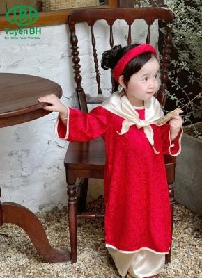 Áo dài Nam Phương Đỏ