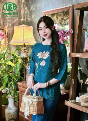 Bộ lam tơ tằm thêu hoa sen Xanh dương