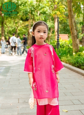 Áo dài Tường Lan bé Hồng sen