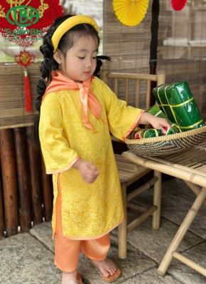 Áo dài Nam Phương Vàng 