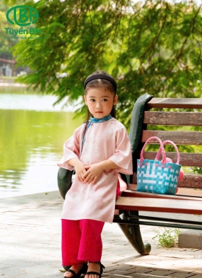 Áo dài Phụng Đình Hồng