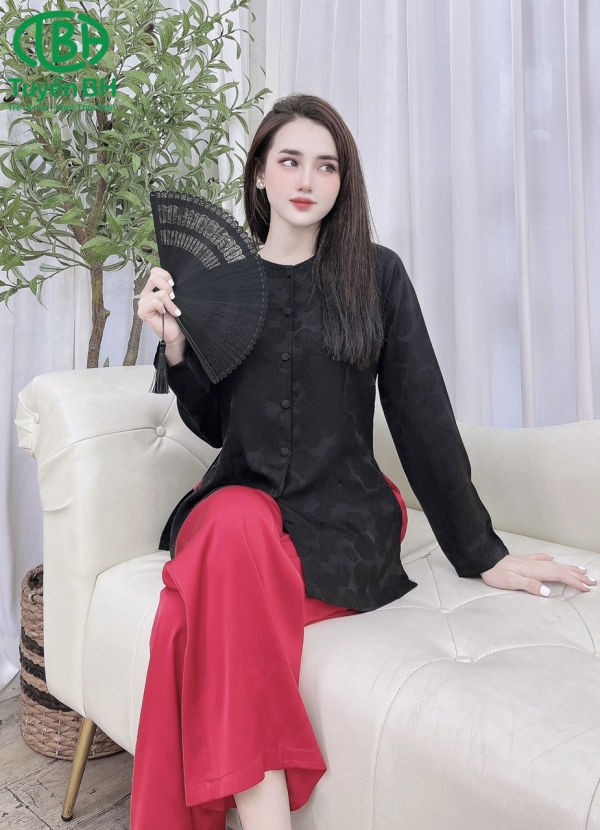 Đồ Bà Ba Tay Dài - Áo Đen Quần Đỏ 