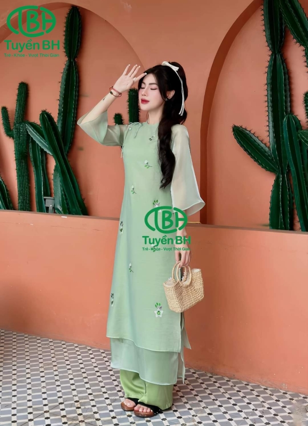 Áo dài voan thêu hoa không cổ Hồng sen