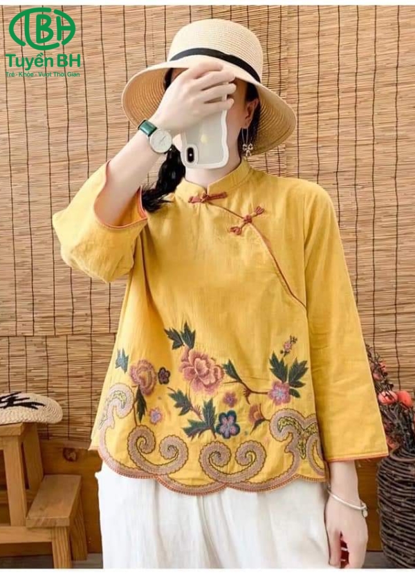Áo linen thêu hoa hồng màu Vàng