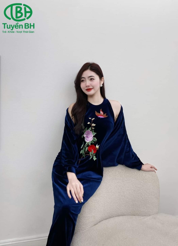 Áo dài Xanh thêu hoa kèm khoác ngoài 