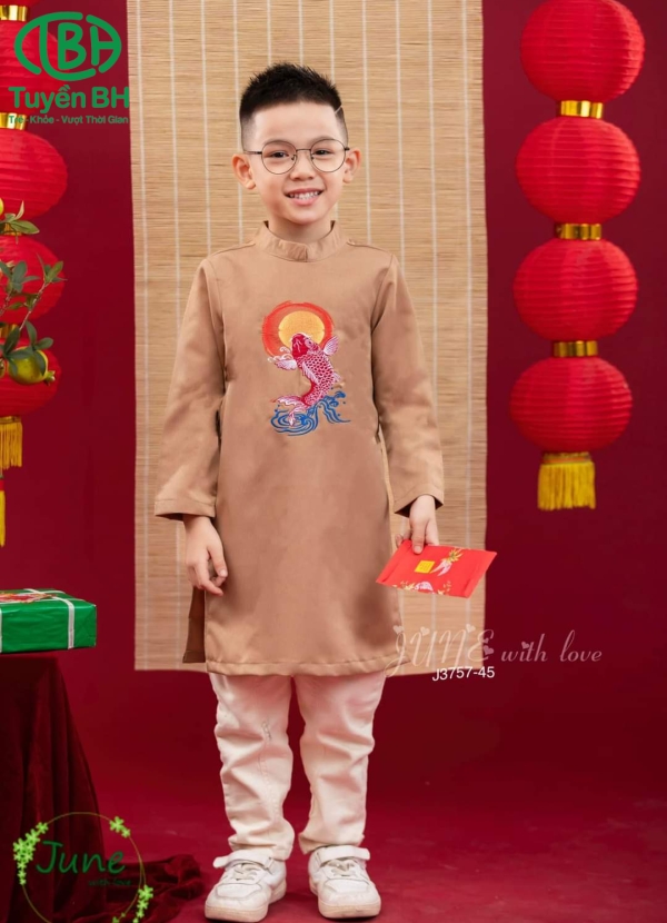 Áo dài bé trai thêu cá chép Nâu