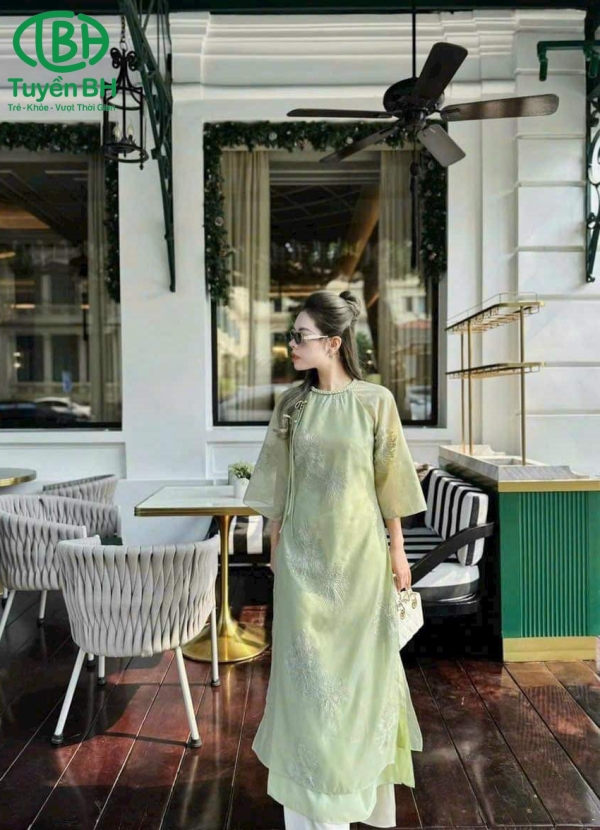 Áo dài Xanh voan cổ tết
