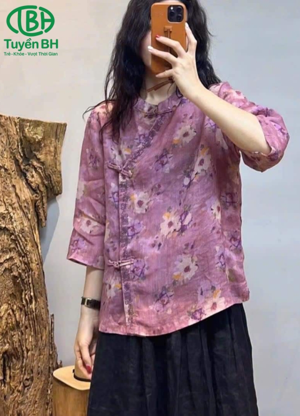 Áo linen Xanh vạt chéo viền hoa