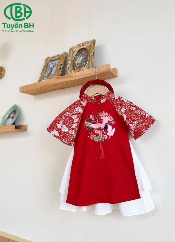 Áo dài Tết thêu hạc cho bé gái Đỏ
