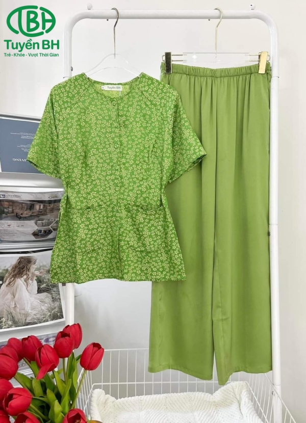 Bộ bà ba tay ngắn 2 túi Cam hoa nhí