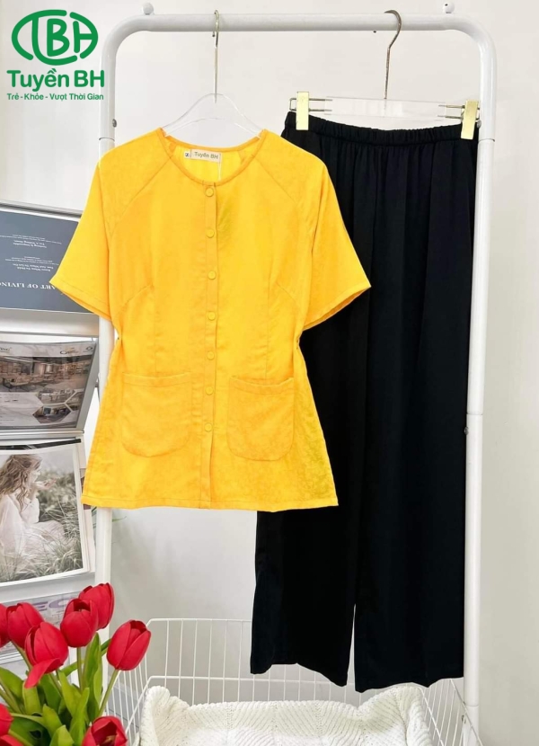 Bộ bà ba tay ngắn 2 túi Cam hoa nhí