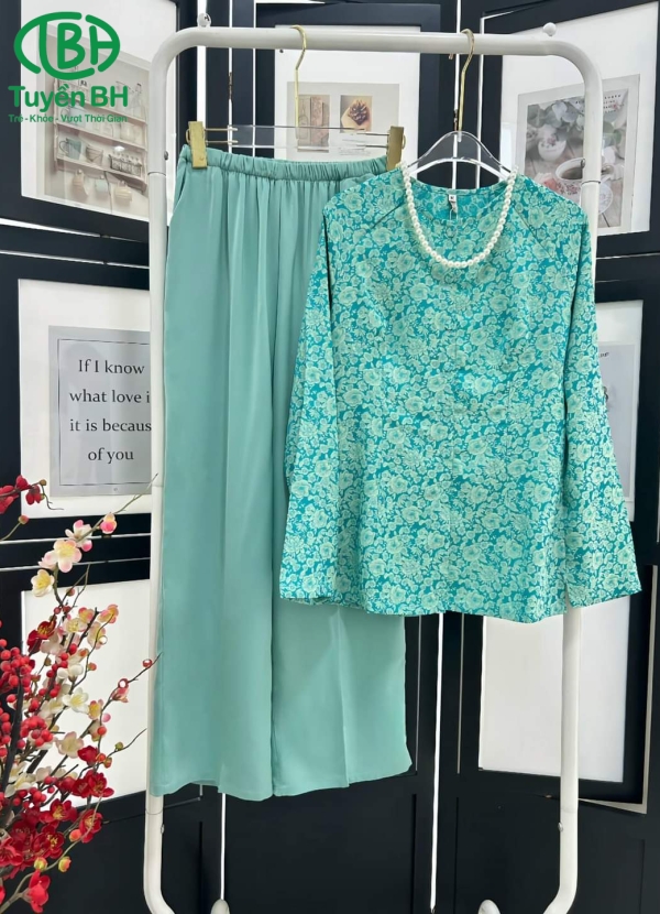 Bộ bà ba TD Vàng họa tiết hoa to