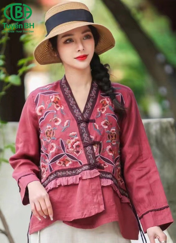 Áo linen thêu cúc chéo Đỏ