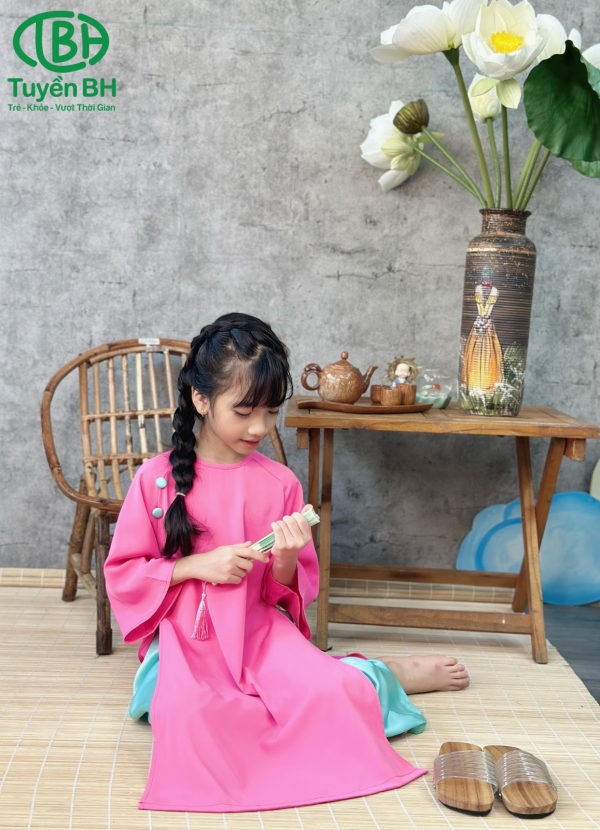 Áo dài cúc bọc màu Hồng