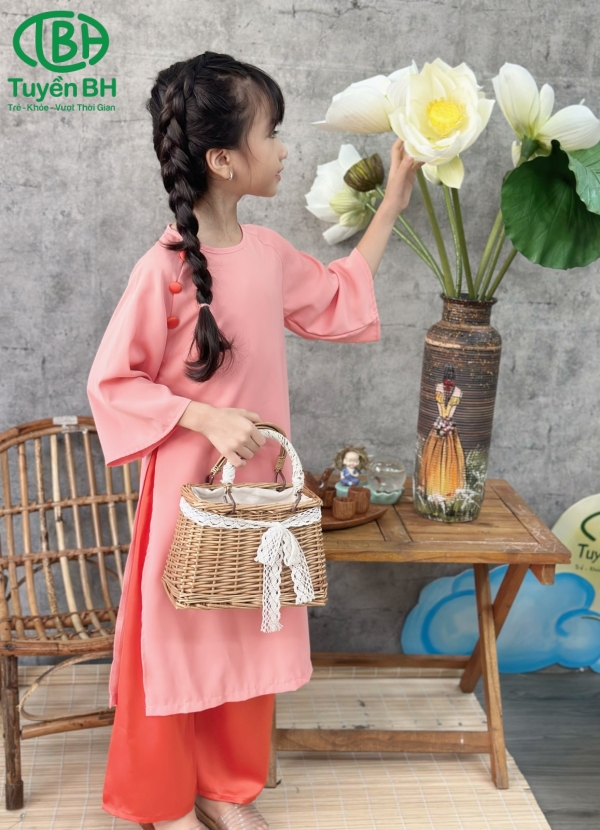 Áo dài cúc bọc màu Đỏ