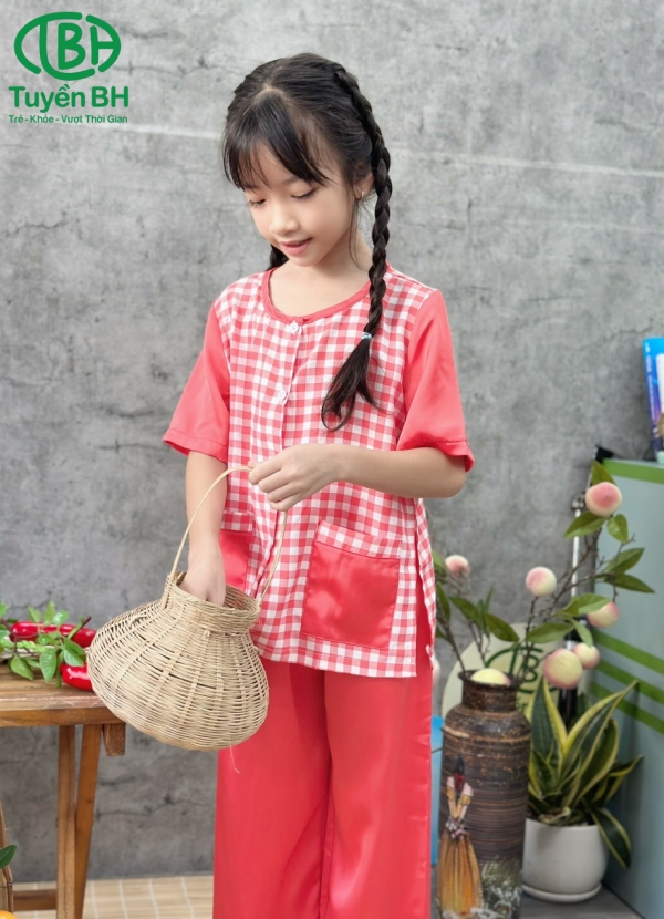 Bà ba caro màu Đỏ