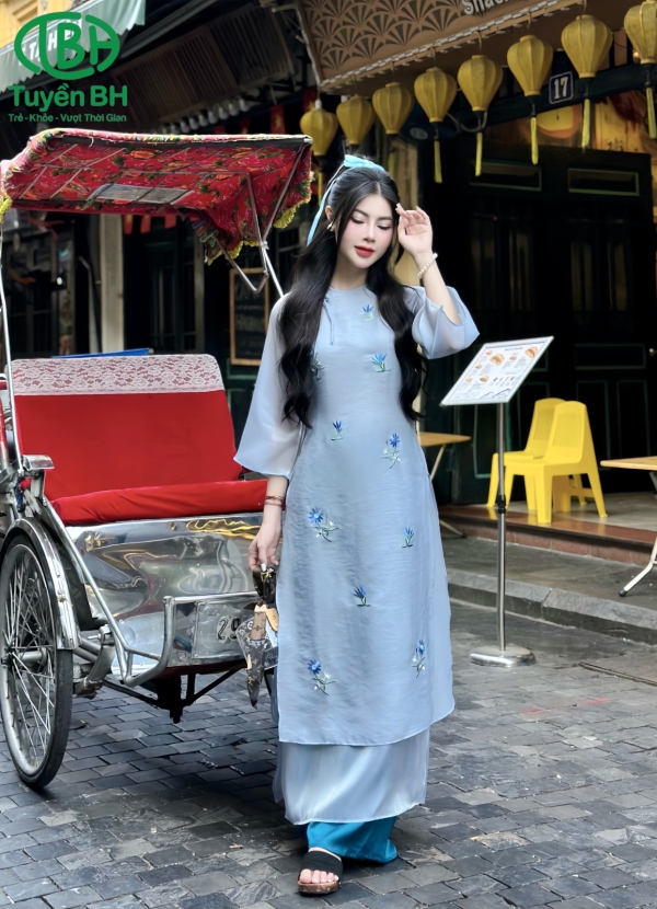 Áo dài voan thêu hoa không cổ Xanh dương 