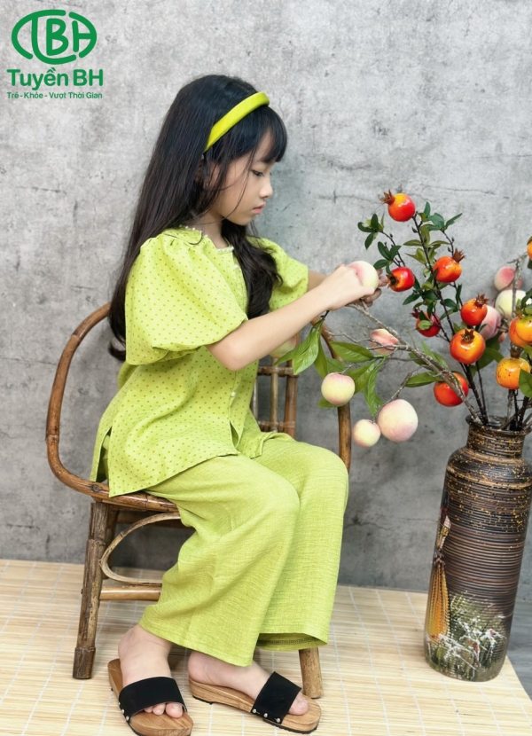Bộ lam tay phồng chấm bi Cam