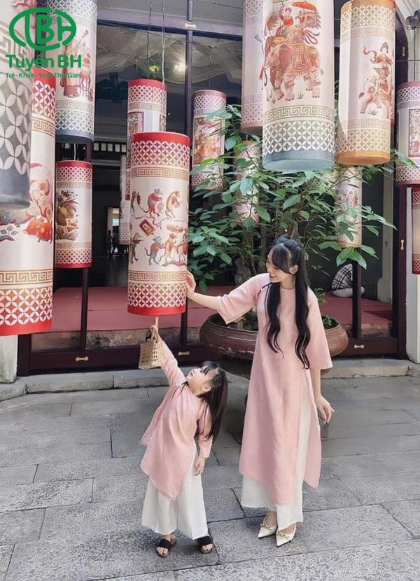 Áo dài tiểu vy cho mẹ màu Đỏ