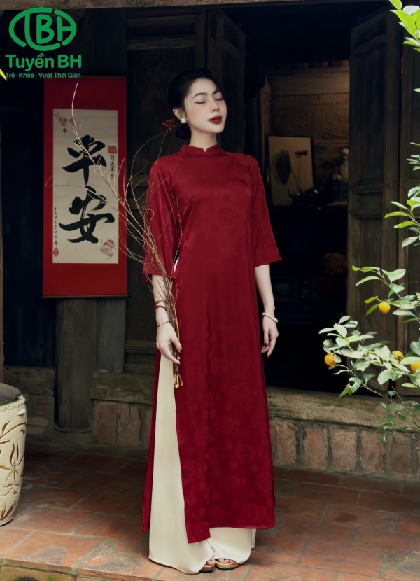 Áo dài Hồng sen xuông vân chìm