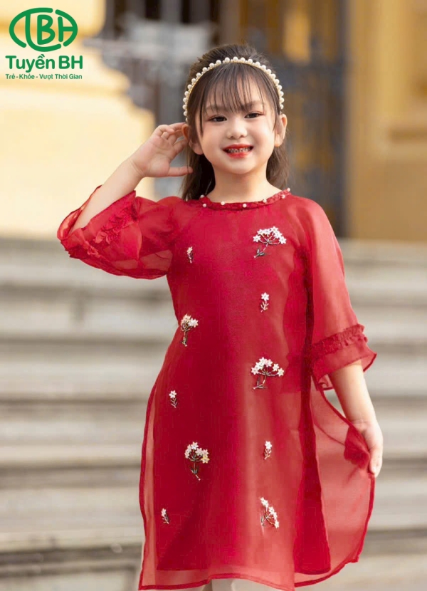 Áo dài Đỏ cổ tết đính ngọc 