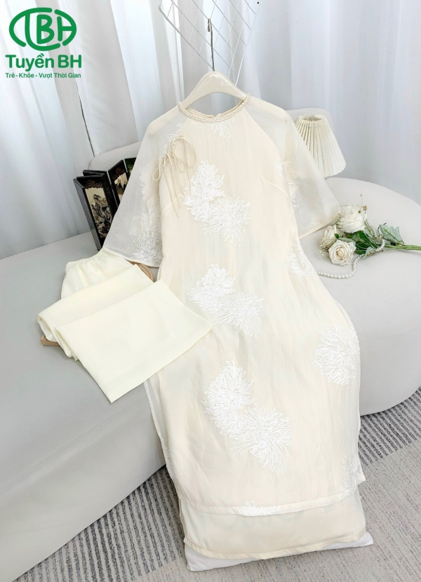Áo dài Hồng voan cổ tết