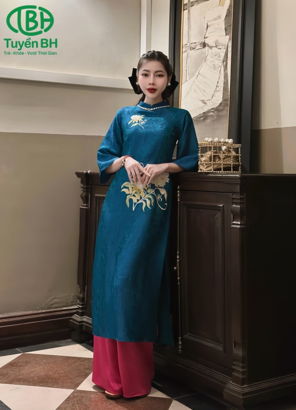 Áo dài Xanh tơ tằm cổ tàu thêu cao cấp 