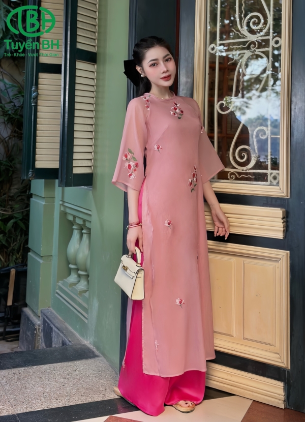 Áo dài cổ tết thêu hoa Đỏ 