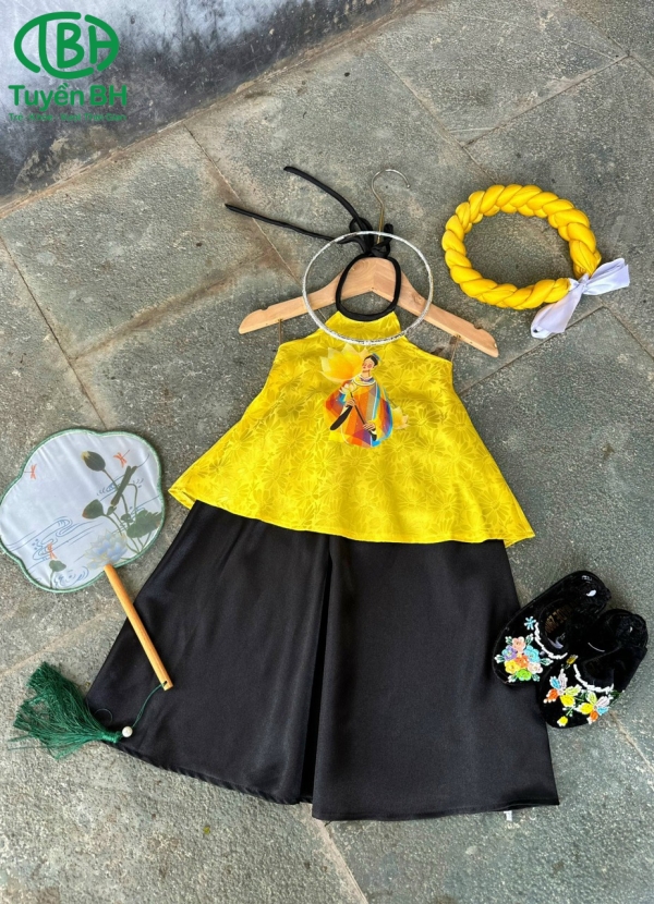 Yếm đào BG hình cô gái Xanh dương 