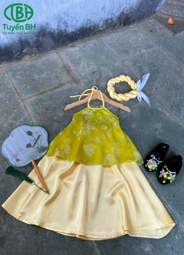 Yếm đào BG hoa đào Hồng sen