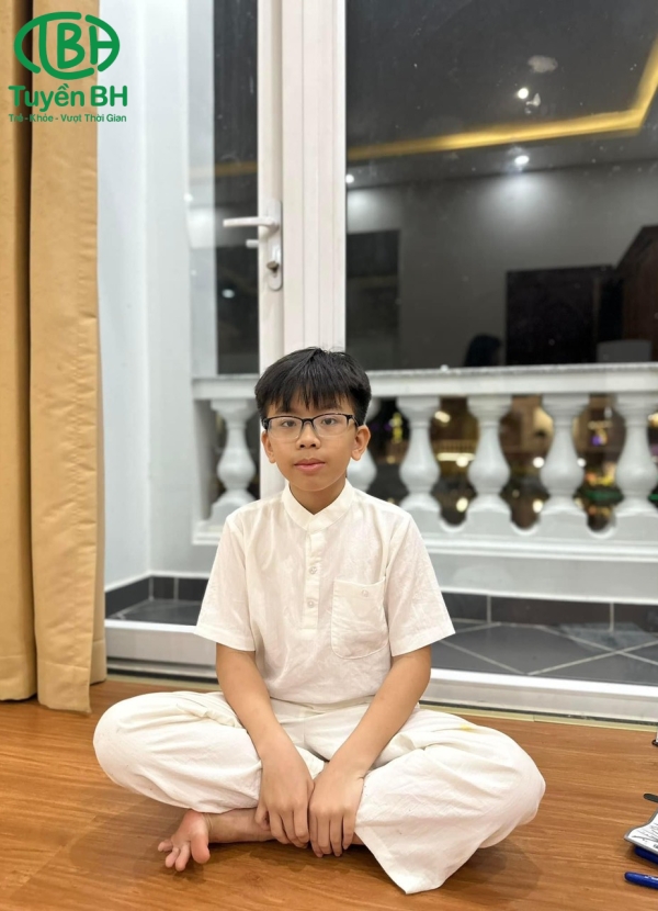 Bộ pháp phục Trắng ngồi thiền cho bé trai