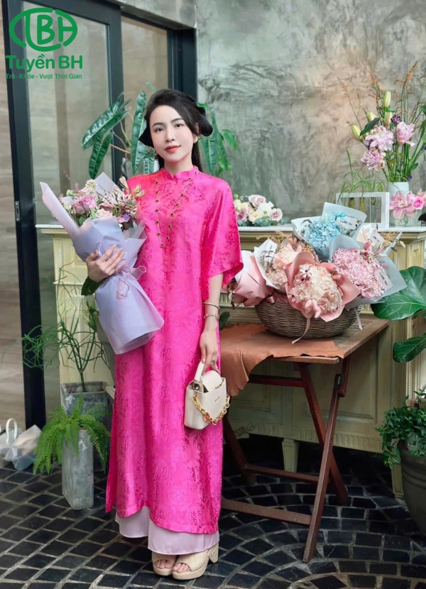 Áo dài tơ tằm họa tiết chữ Thọ Đỏ 