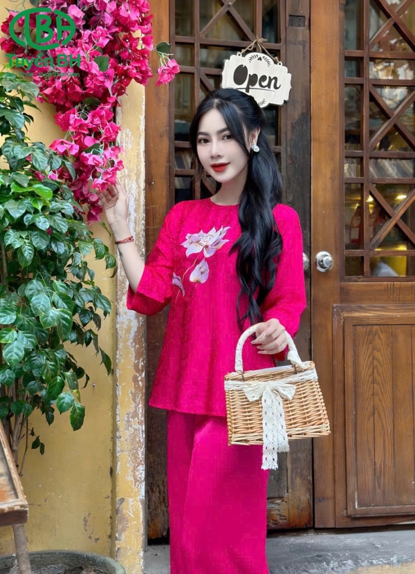 Bộ lam tơ tằm thêu hoa sen Xanh dương 