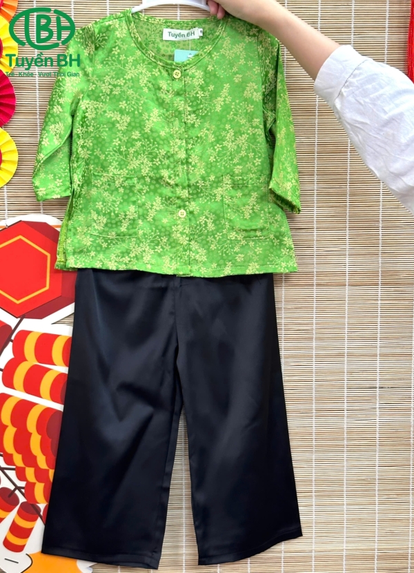 Bà ba lụa Trắng tay lở họa tiết mới