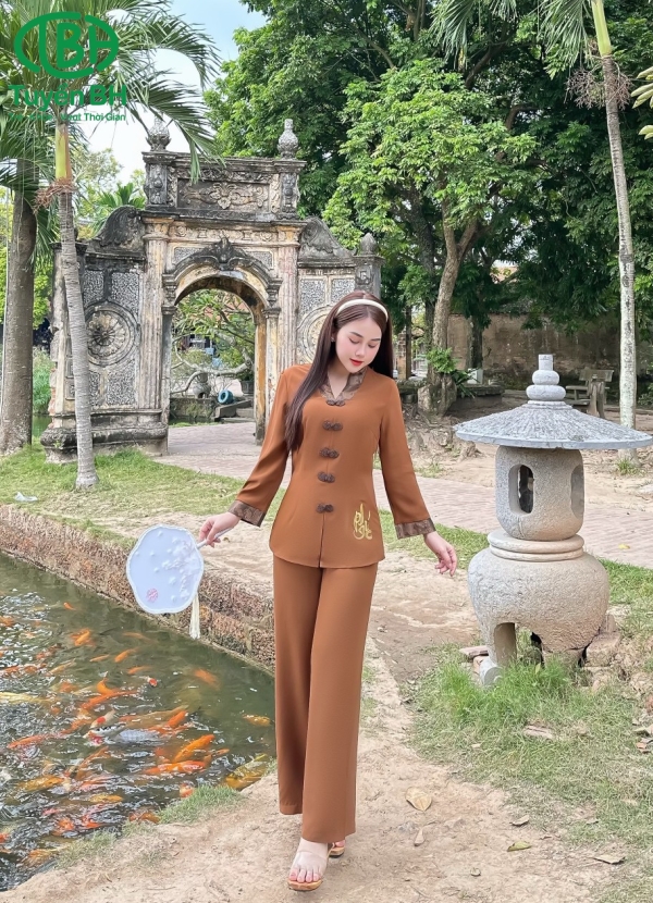 Bộ lam Trắng thêu chữ Phúc 