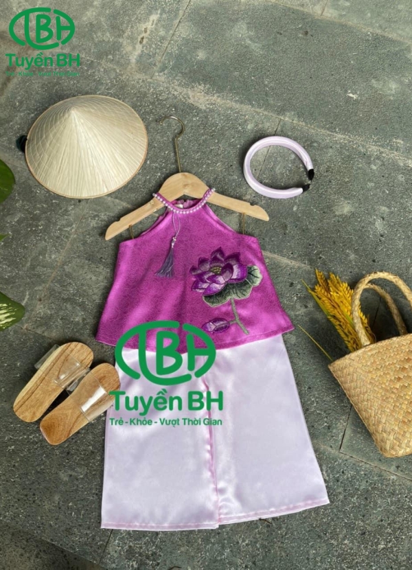 Set cổ yếm thêu sen màu Trắng
