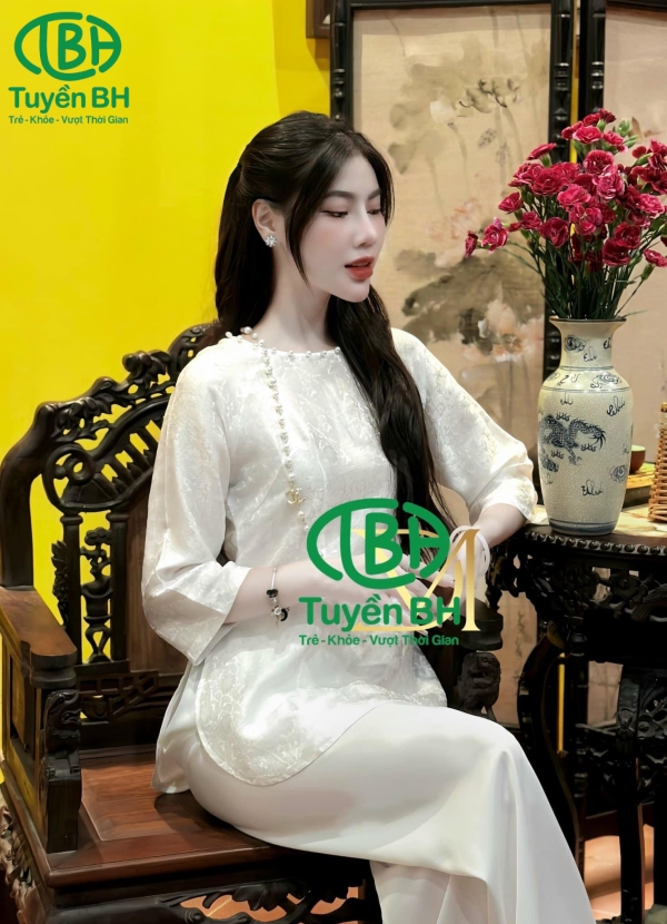 Bộ lam tơ tằm viền ngọc màu Tím