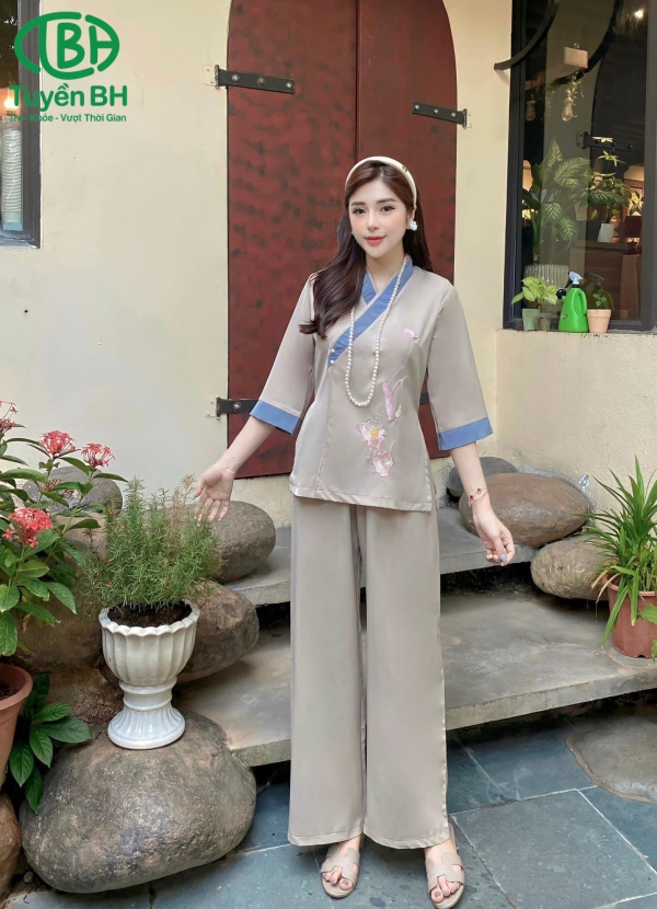 Bộ trượt chéo hoa sen màu Trắng 