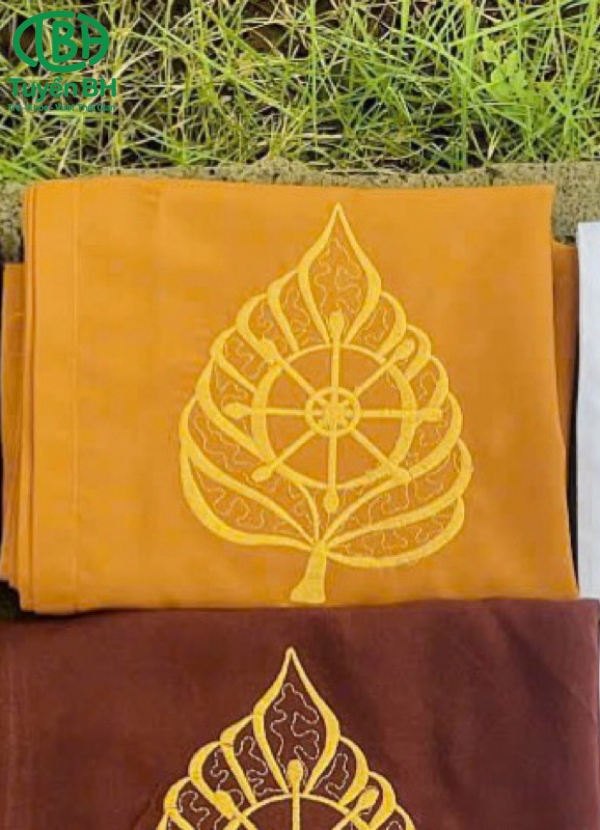 Khăn giới thêu lá bồ đề Nâu