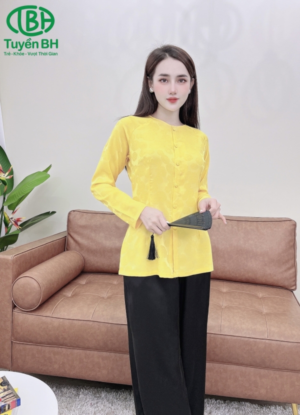 Đồ Bà Ba Chất lụa MaGo - Áo Vàng Quần Đen