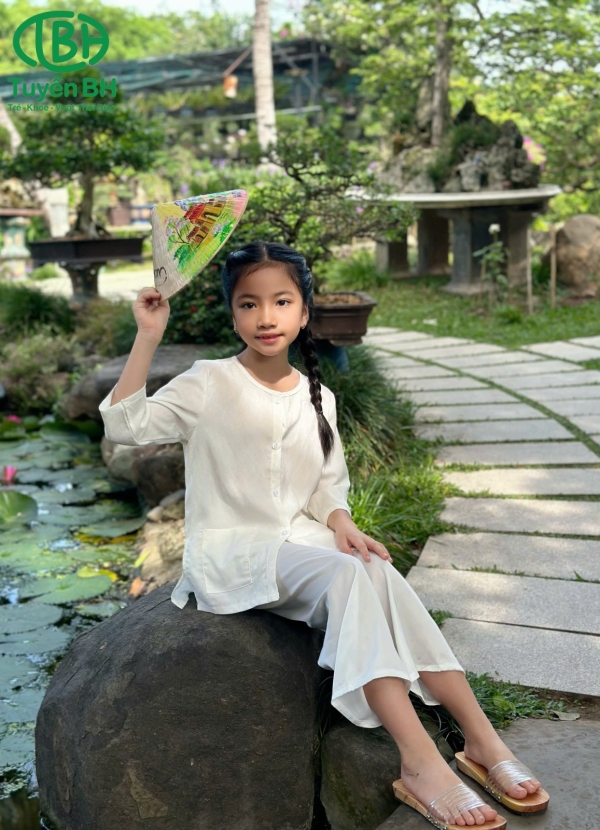Bà ba lụa Trắng tay lở họa tiết mới