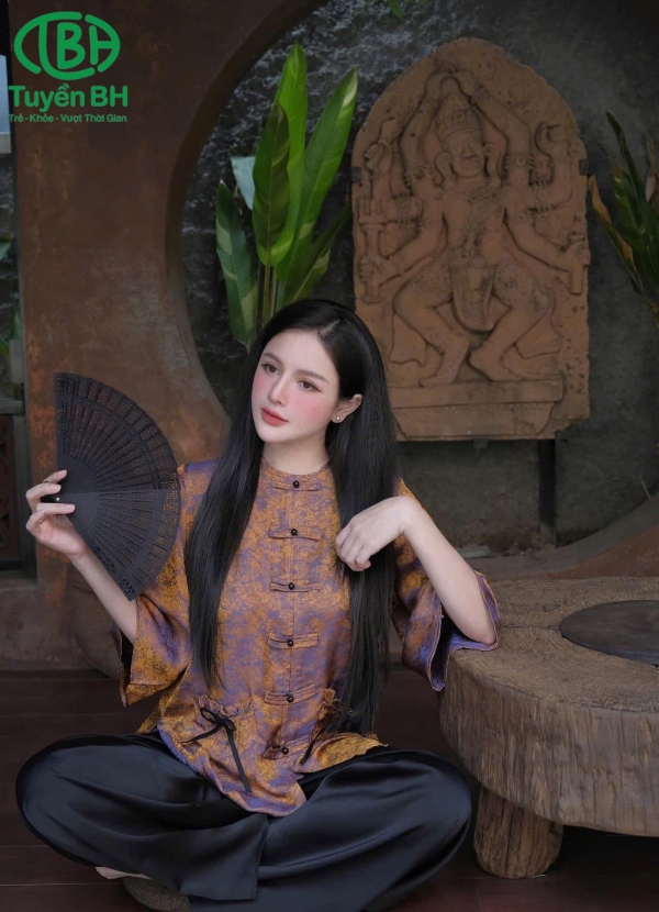 Bộ lam tơ tằm có túi tiền màu cam