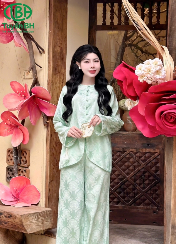 Bộ lam chữ thọ kèm cài màu kem